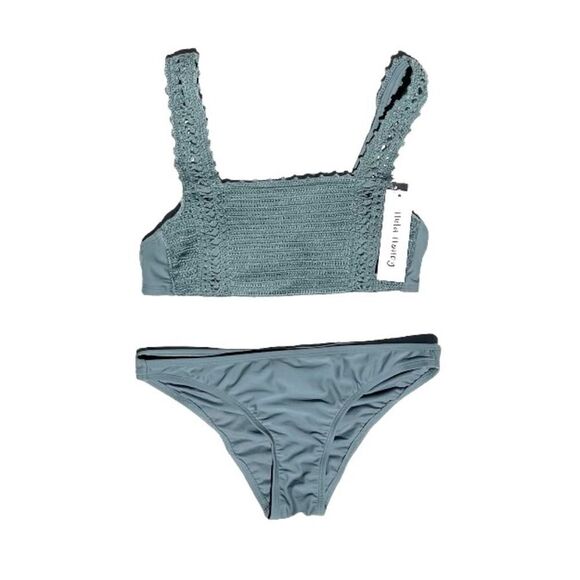 Women’s 2-Piece Crochet Bikini Swimsuit Set S New NWT - Picture 1 of 8